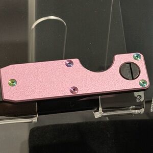 (SOLD) LAVENDER KEYCASE w/RIDGE IRIDESCENT SCREWS (GREAT @1/3 PRICE)